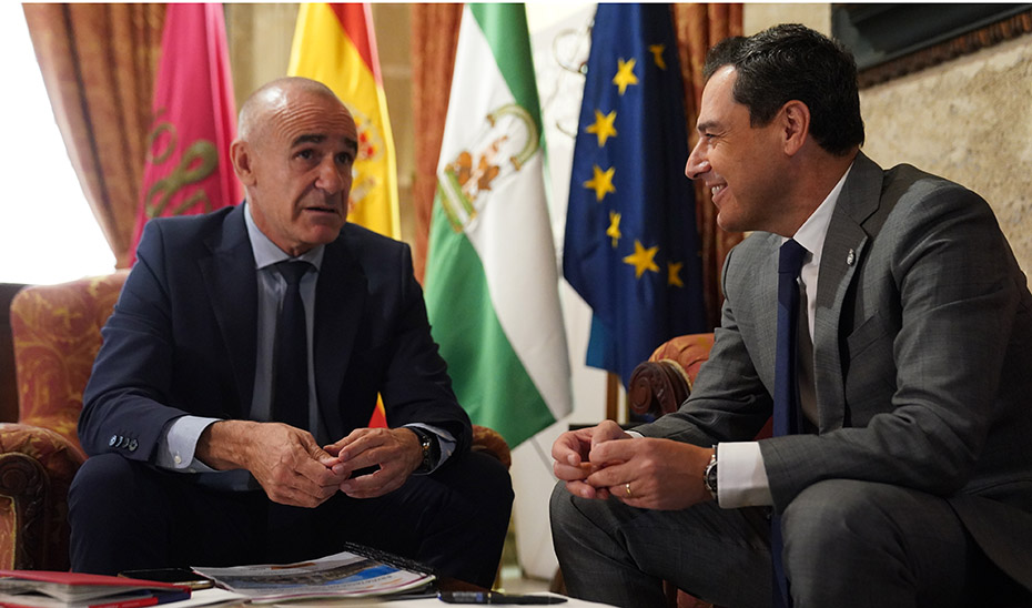 La Junta y el Ayuntamiento de Sevilla acuerdan crear una mesa institucional para impulsar proyectos claves